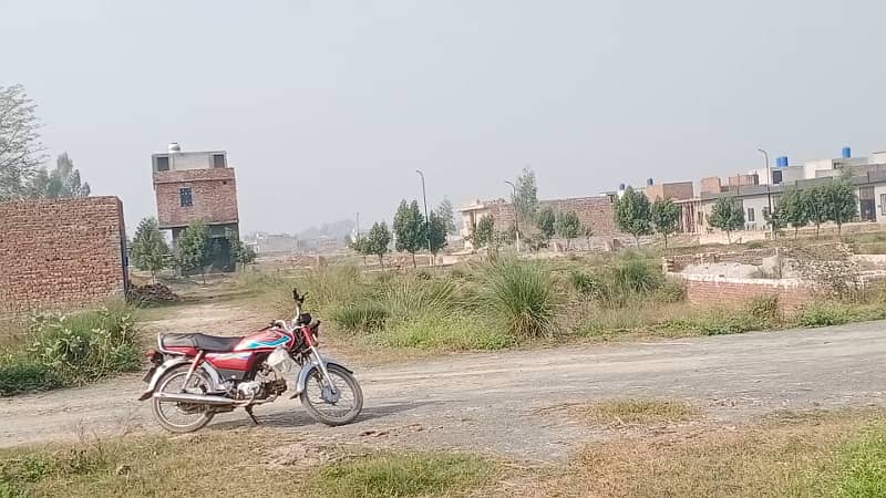 3 Marla Plot Mustafabad Lalyani near ferozpur road Lahore 3