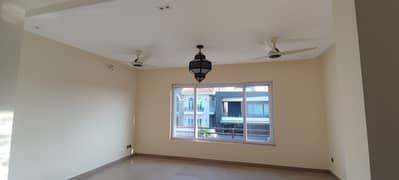 1 kanal upper portion for rent in d12