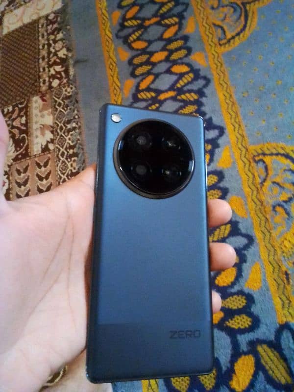 Infinix Zero 40 1