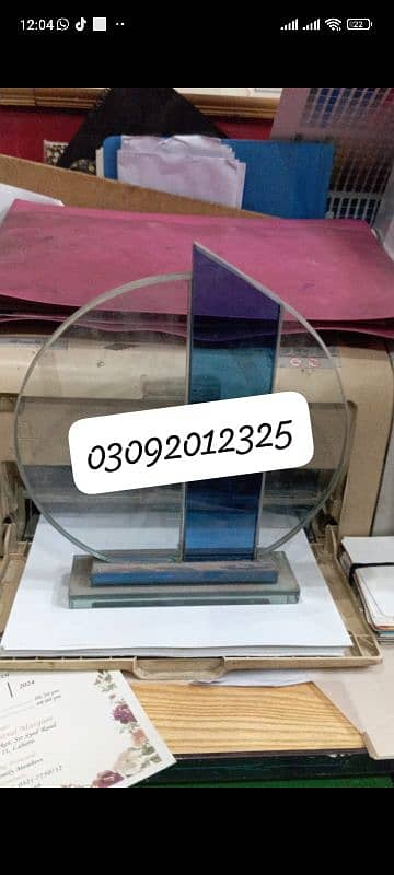 sheild glass award gift with customized printing and box 3