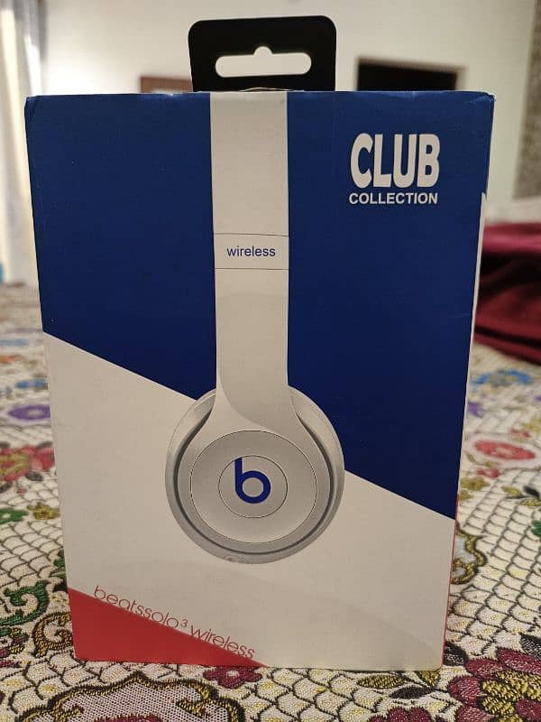 Beats solo 3  wireless 1