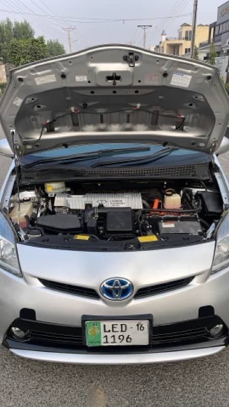 Toyota Prius 2011 5