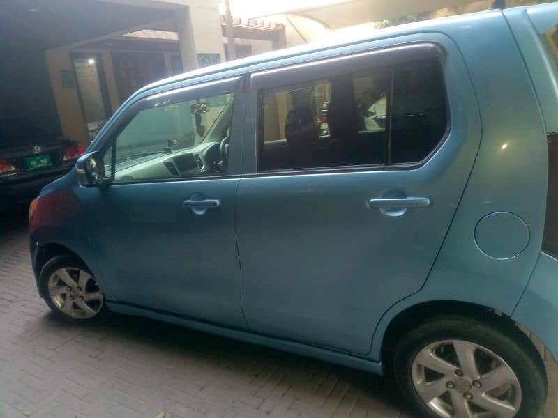 Suzuki Wagon R 2013 1