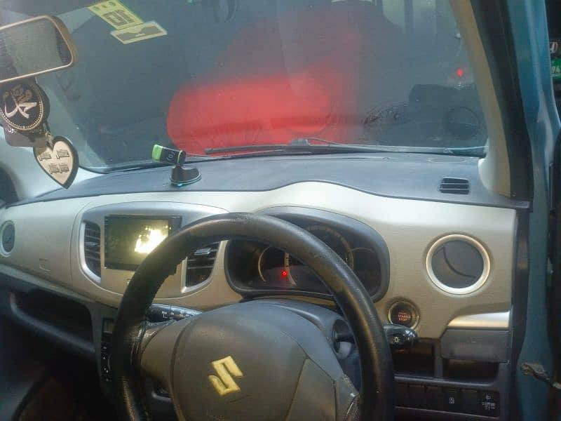 Suzuki Wagon R 2013 5