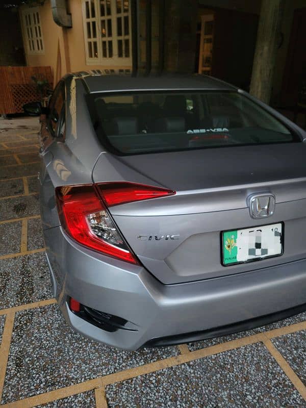 Honda Civic Oriel 2018 14