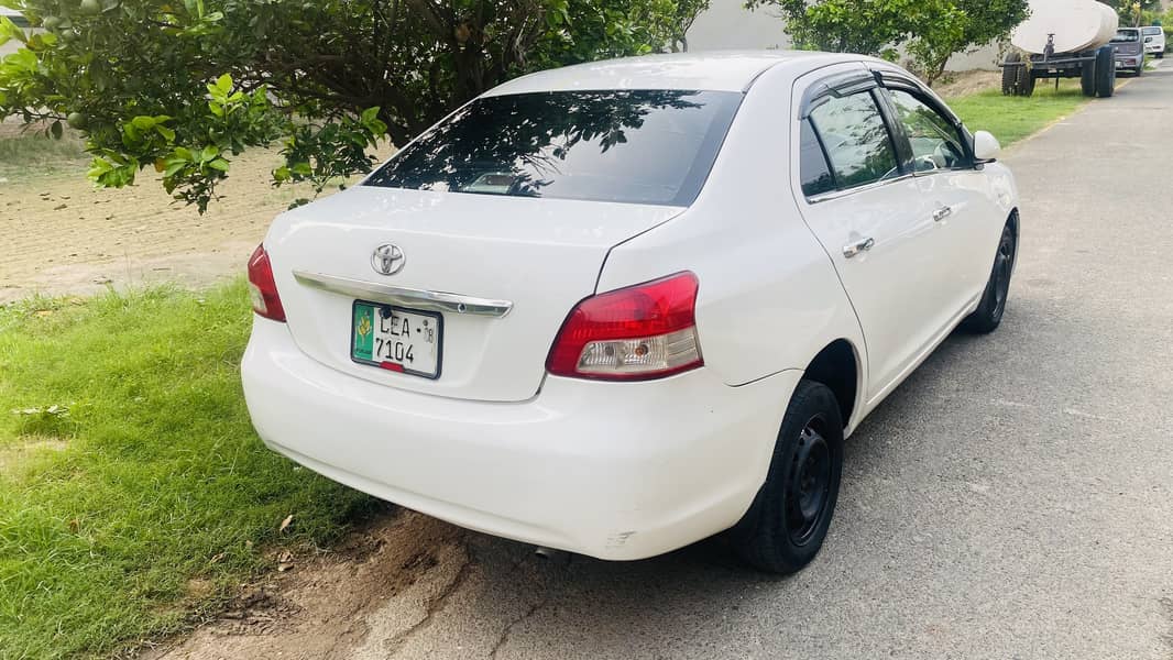 Toyota Belta 2008 6