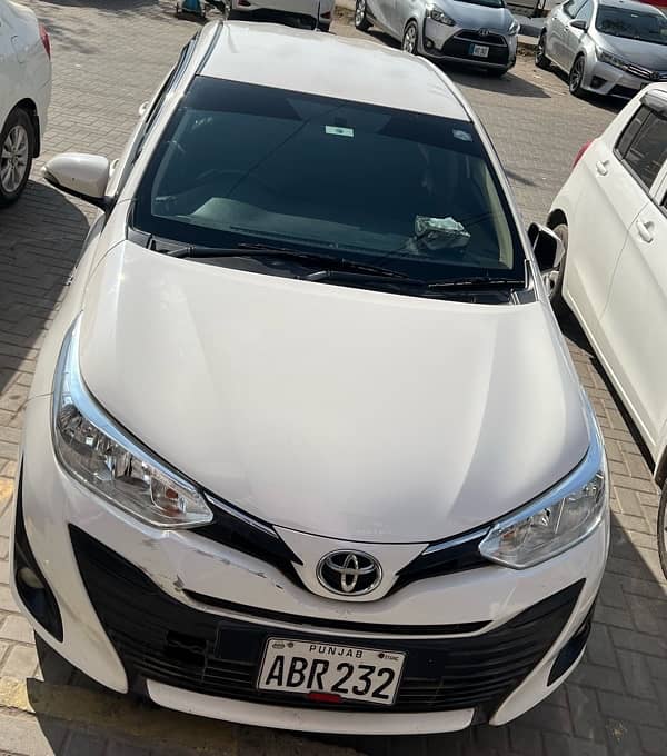 Toyota Yaris 2020 4