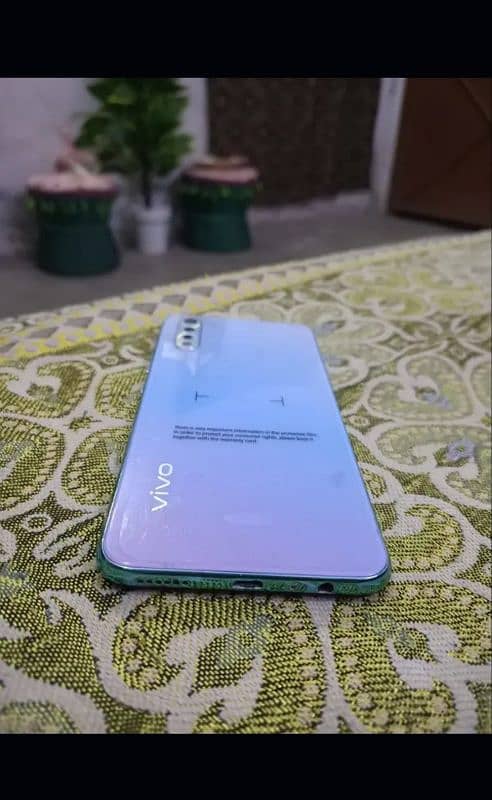 Vivo S1 128Gb+6Gb Box and Original Charger 10/9.5 Lush Condition 1