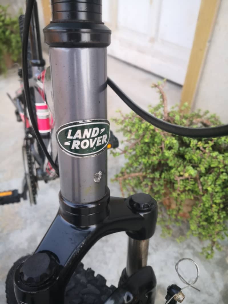 Imported Land Rover Fully Alluminium Mountain Bike. 8