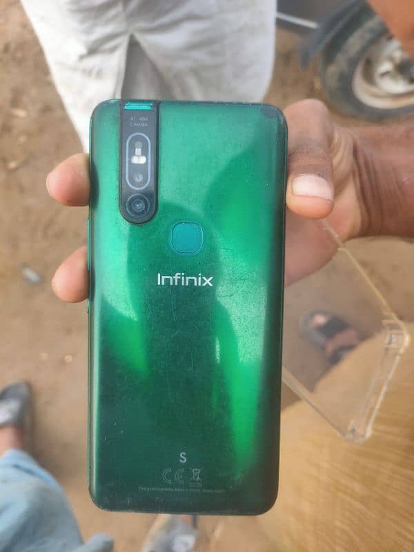 infinix 5 pro 6GB ram 128GB rom 4