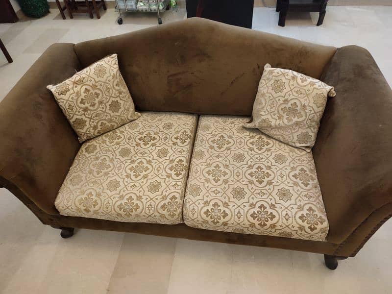 7 SEATER SOFA SET 1