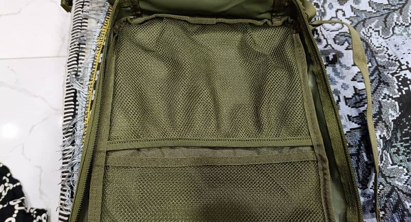 American Army styled Large size back pack multiple items provisions 12