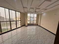 DC colony 6 marla flat for rent (2nd floor)