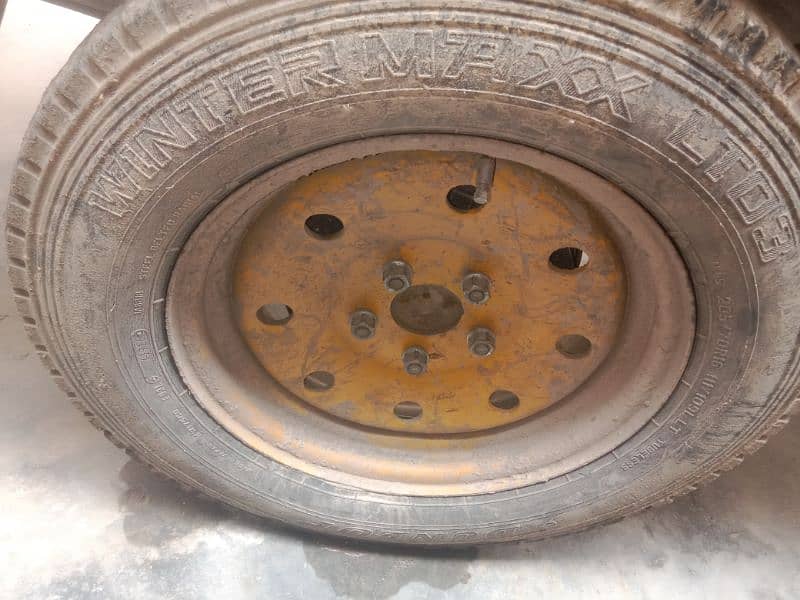 Hyundai porter ka rim 16 inch 0