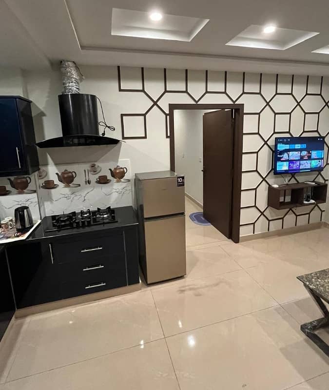 One Bed fully Furnished Apartment for sale in Bahria Town Lahore 4