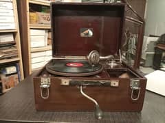 HMV 102 Model Antique Gramophone for 78 RPM STONED RECORDS