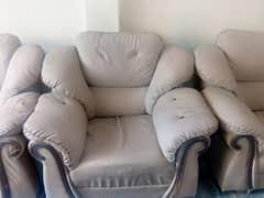 Off white color sofas 5 seater location risalpur gulbahar colony