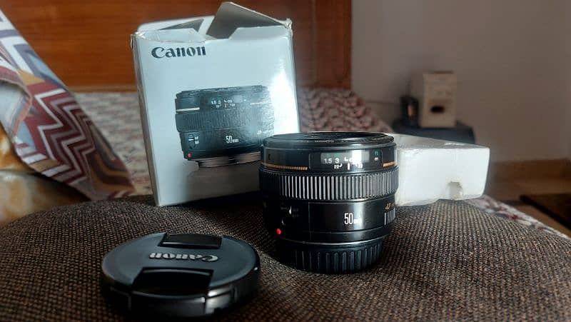 Canon EF 50mm f/1.4 USM Lens: Professional Standard Prime Lens 0