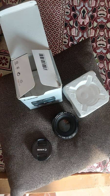 Canon EF 50mm f/1.4 USM Lens: Professional Standard Prime Lens 1