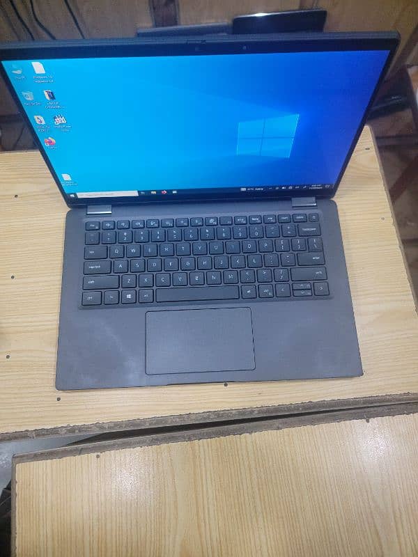 Dell 7410 Latitude (corei7 10th Gen/16 GB /256 GB SSD) touch 360 1