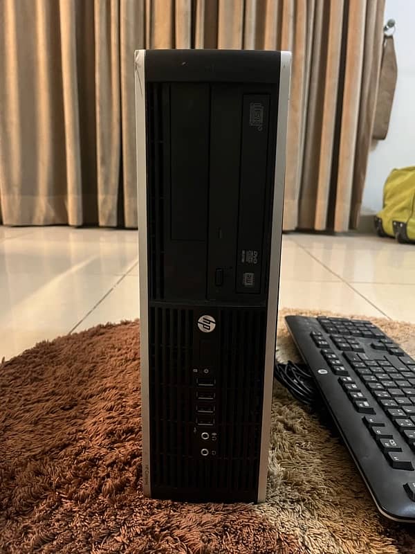 HP Elite 8200 SFF Desktop PC 4