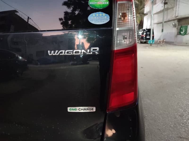 Suzuki Wagon R 2014 3