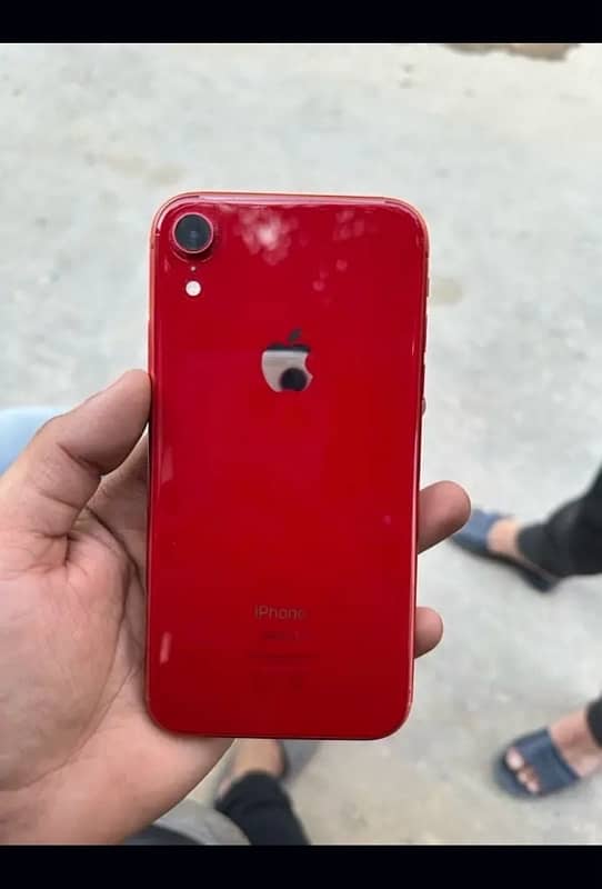 iPhone xr pta approved 1