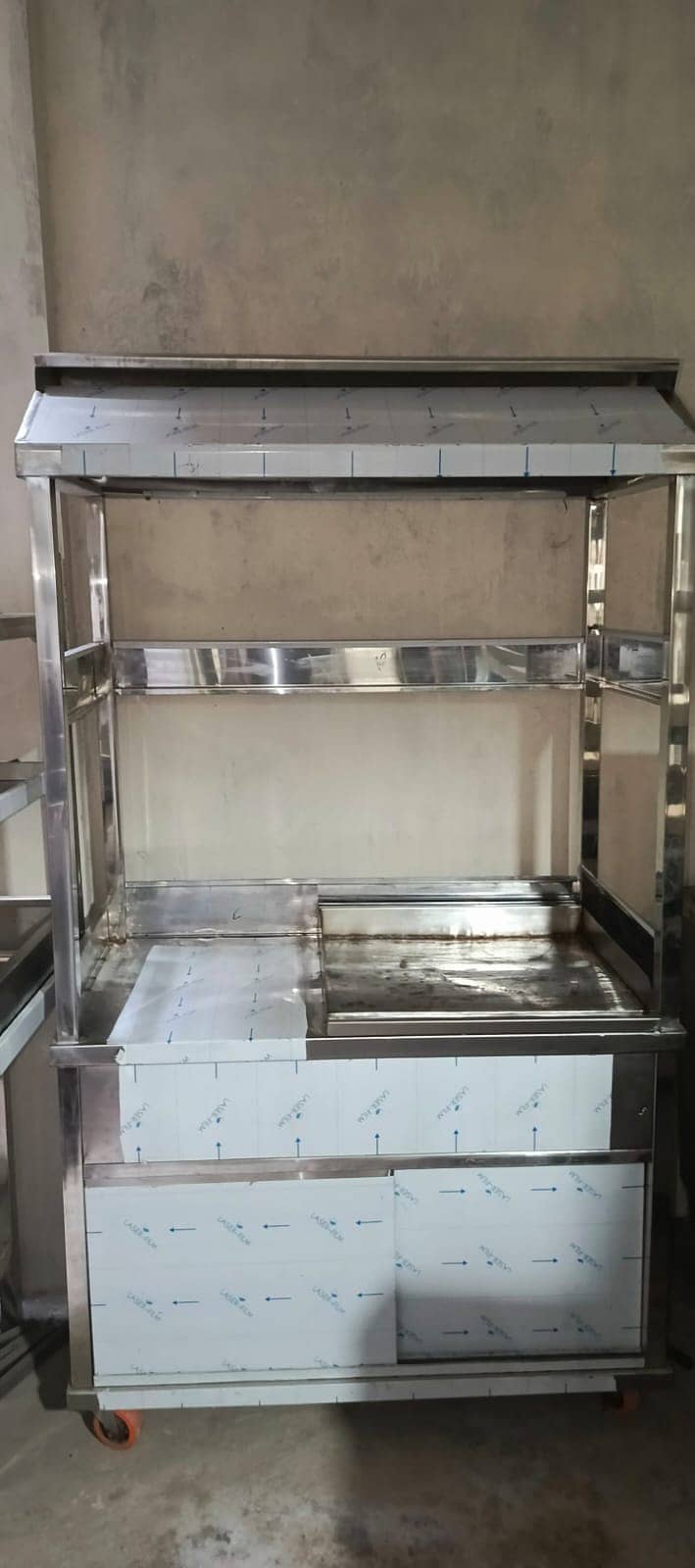 Fryer, Hot plate , All kitchen equipemts available in lahore 4