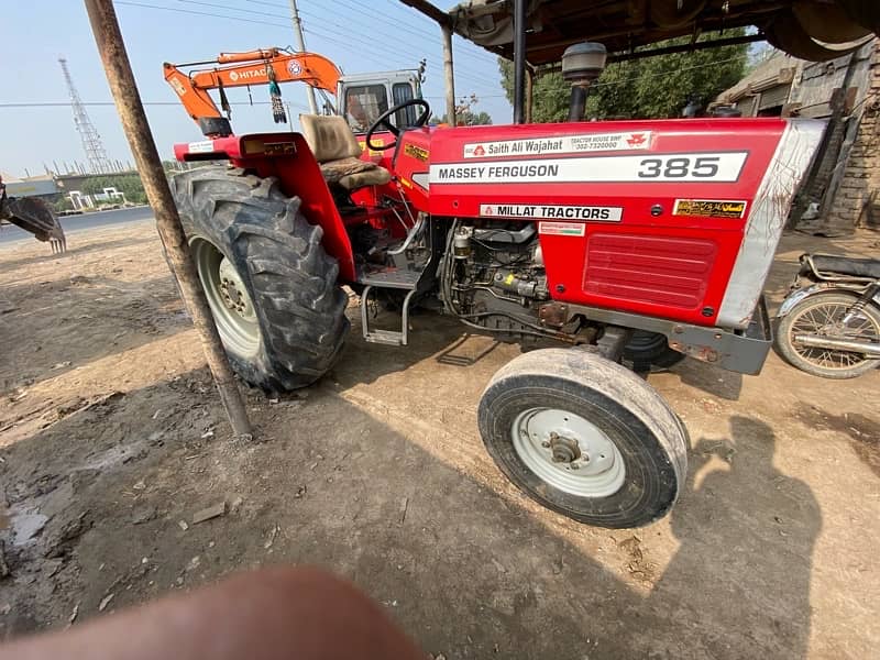 Massey 385 4