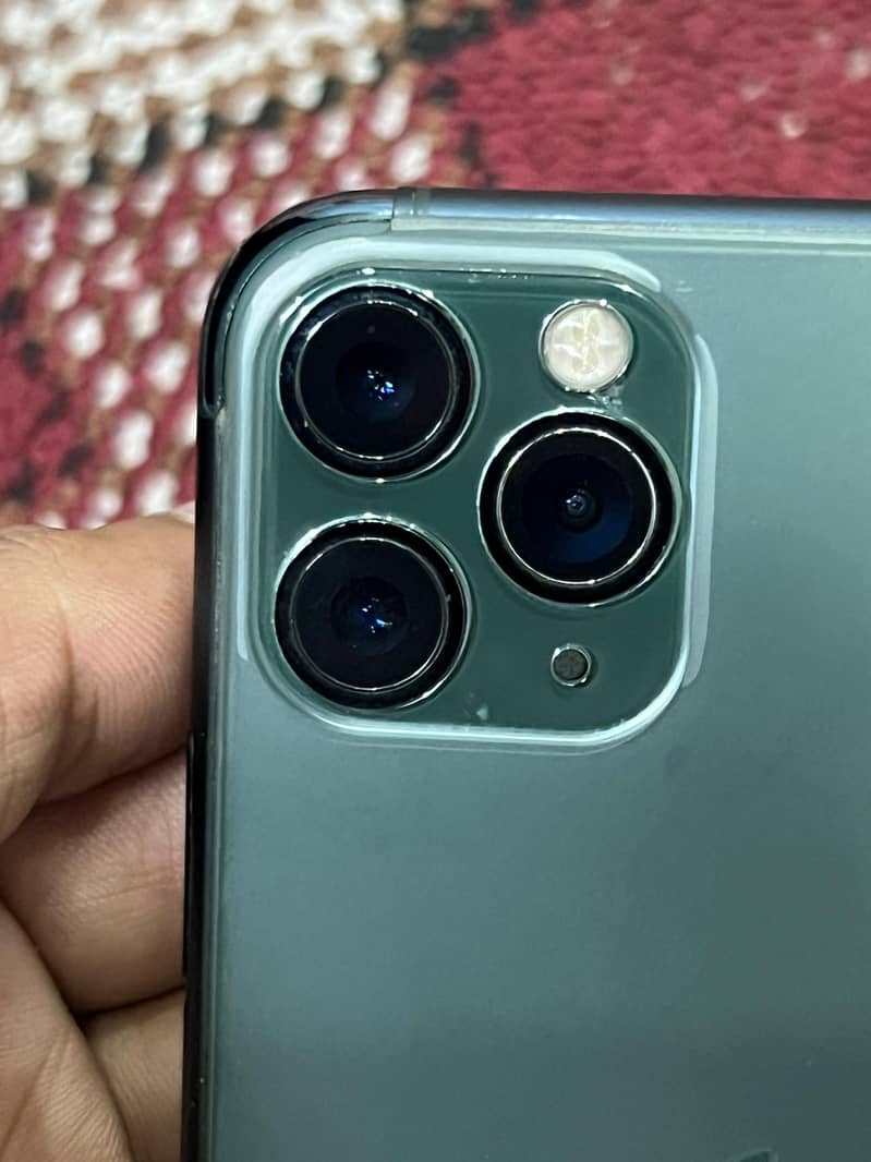 iphone 11pro 256GB PTA 1