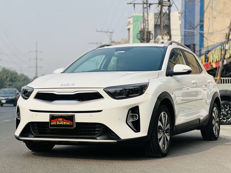 KIA STONIC EX +  2022 3