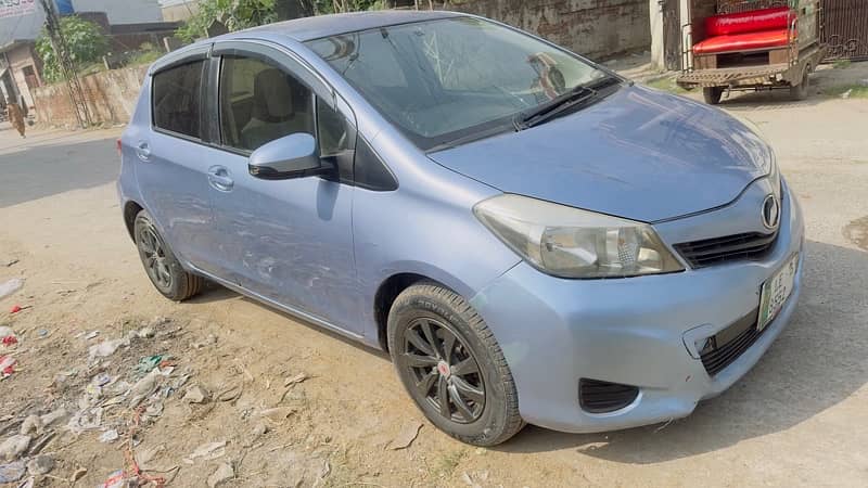 Toyota Vitz 2015 1