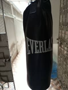 Boxing bag 10/10