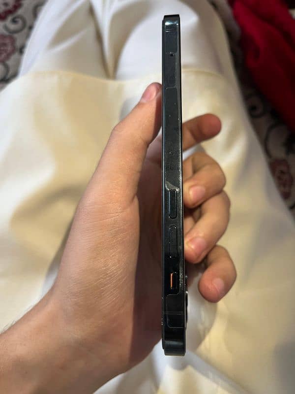 iphone 12 pro 10/10 condition 128 gb 78battery health 0