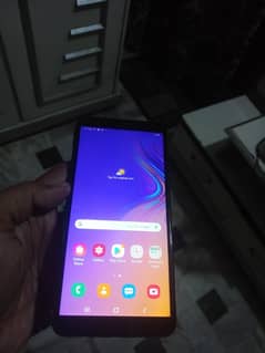 Samsung A7. . . 4/128gb. . official pta approved