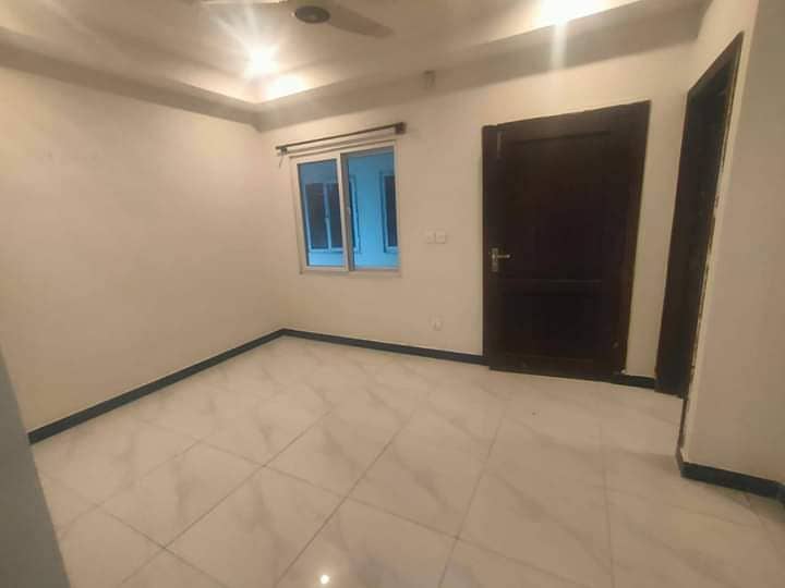 STUDIO APARTMENT AVAILABLE FOR RENT AT REASONABLE PRICE IN GULBERG GREEN ISLAMABAD 0