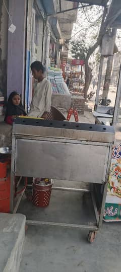 burger & shawarma counter and heat plate