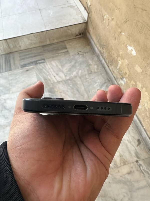 iPhone 15 pro max non pta blue titanium 6