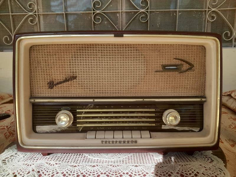 Tube radio, made in Germany 1