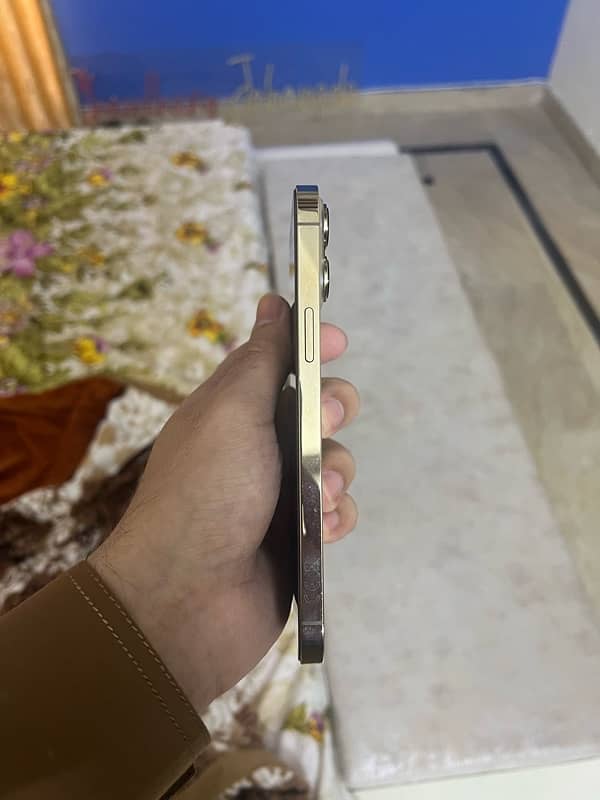 Iphone 13 pro max Non PTA 3