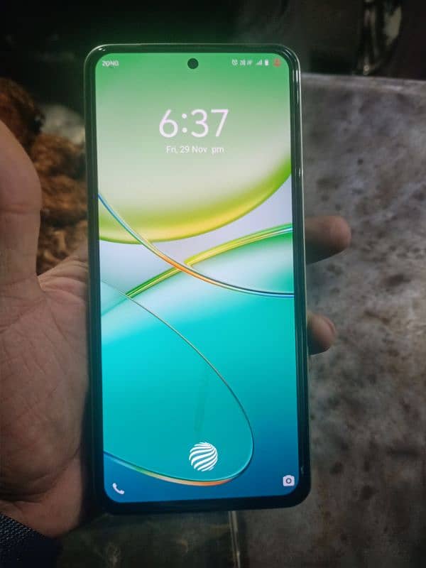 Vivo Y100 8+8 256gb 9 month with warntii no open no repair All ok 0