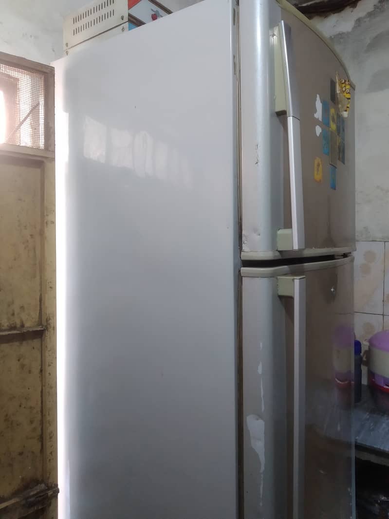 Used Dawlance Full-Size Refrigerator - Excellent Condition 10