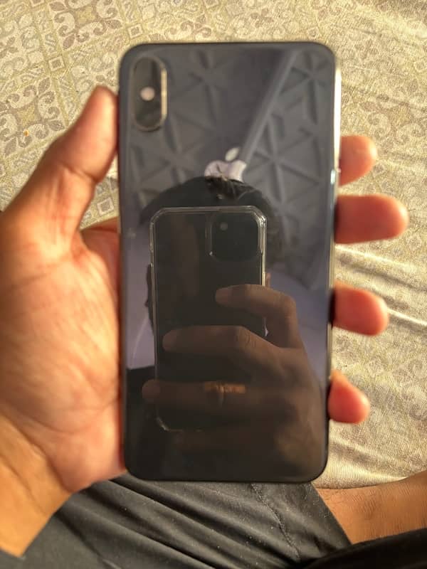 I phone xs max 64Gb Non PTA JV 3