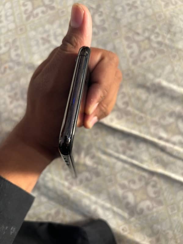 I phone xs max 64Gb Non PTA JV 7