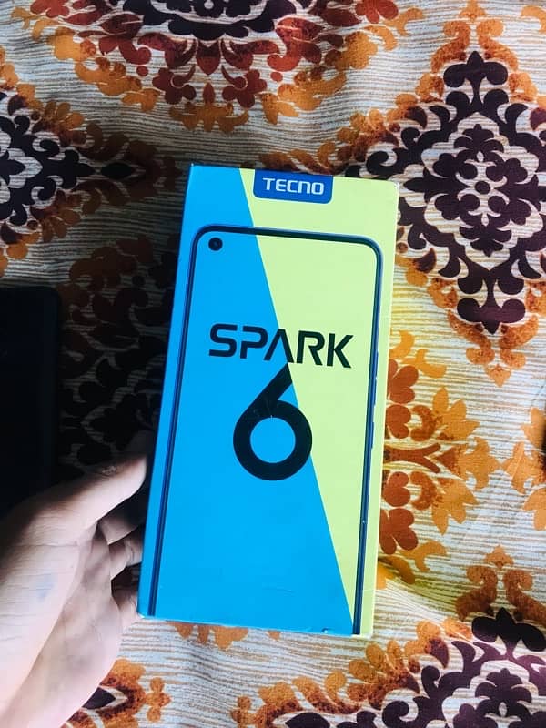 techno spark 6 4/64 in 10/8 condition with box all original parts 2