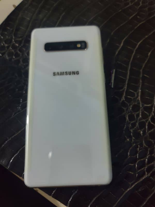 Samsung S10 plus 2