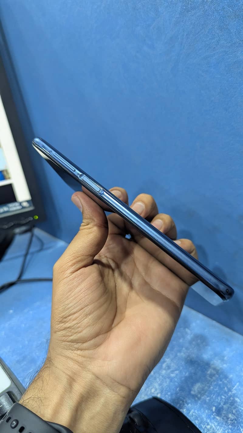 Redmi Note 9s 6gb 128gb with box and Charger 3