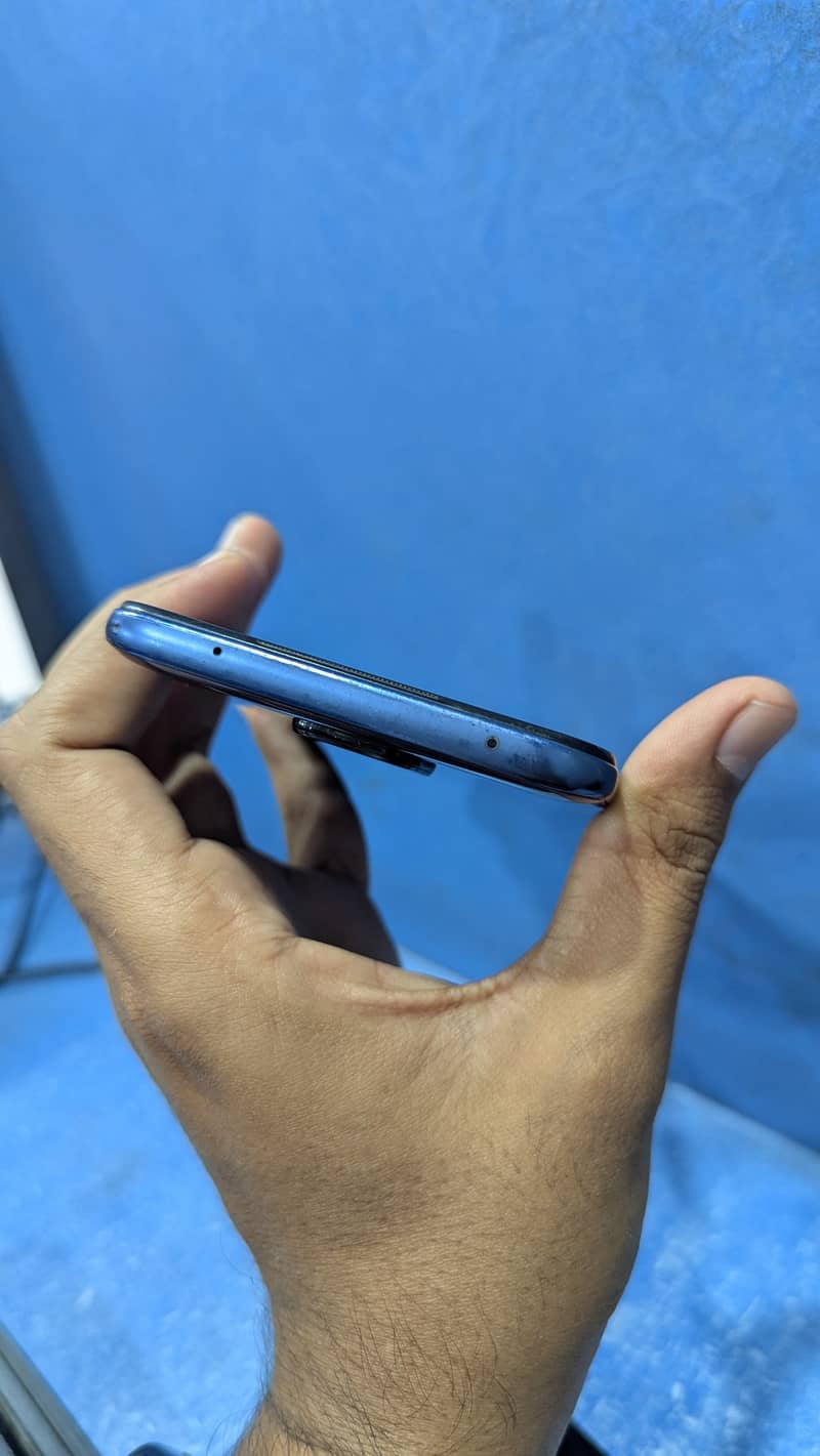 Redmi Note 9s 6gb 128gb with box and Charger 6