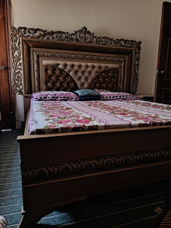 luxury Bed 4