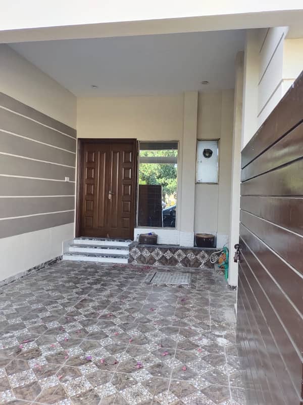 Ali Block corner luxury villa available for sell in Bahria Town Karachi 4